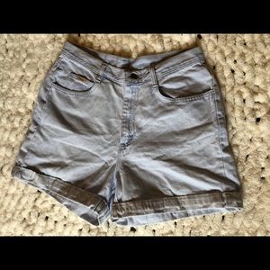 Vintage, Light wash, high waisted shorts